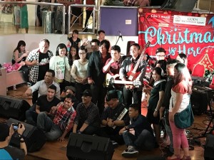 christmas concert atrium chics